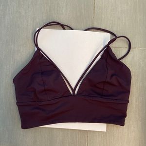 Lululemon sports bra